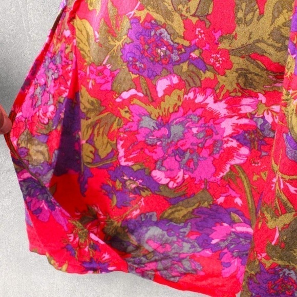 UO Georgie Surplice Blouse Floral Long Sleeve in Pinks Size Large - Picture 10 of 15